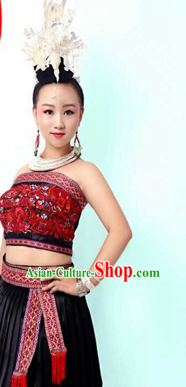 Traditional Chinese Miao Minority Clothing and Silver Hat Complete Set for Women