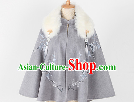 Ancient Chinese Winter Thick Mantle Cape for Women