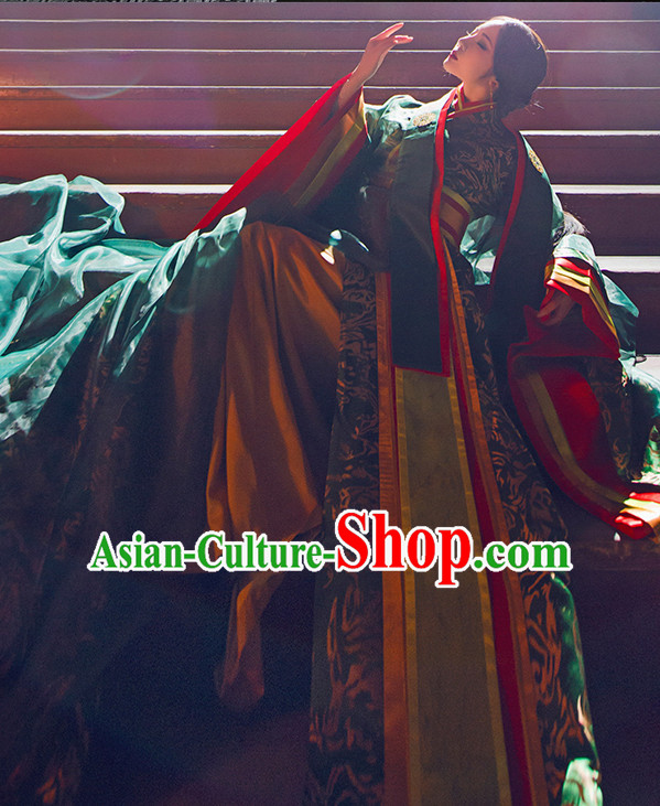 Ancient Chinese Empress Queen Princess Hanfu Clothes and Hair Accessories Complete Set