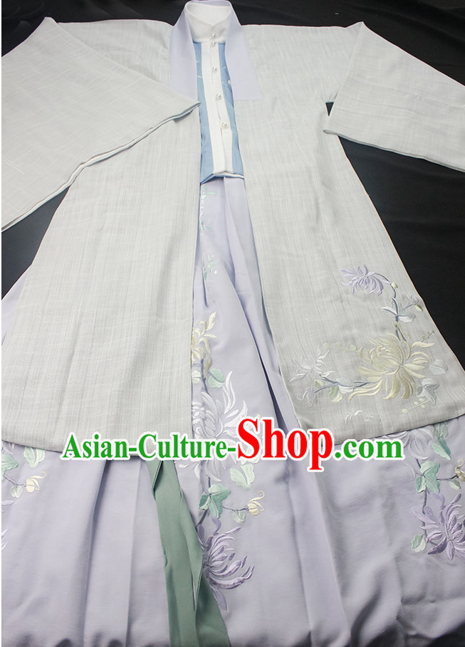 Ancient Chinese Embroidered Hanfu Garment Top and Bottom Clothing Complete Set for Women or Girls