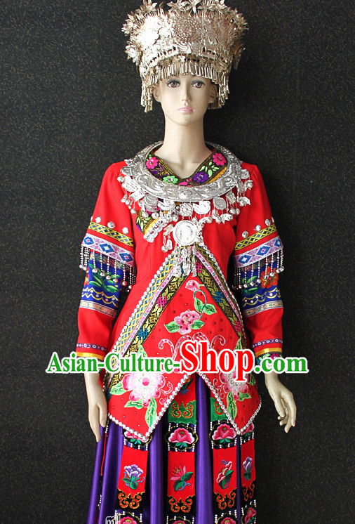 Chinese Folk Miao Ehtnic Clothing and Silver Hat Complete Set for Women