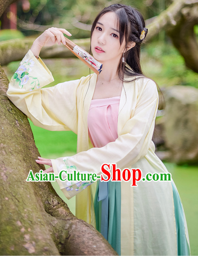 Ancient Chinese Spring Clothing for Women