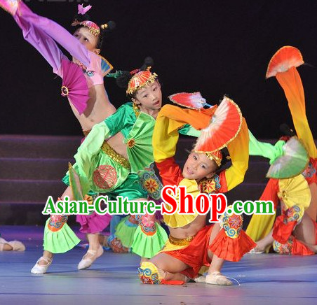 Chinese Traditional Festival Stage Fan Dance Dress Dancewear Costumes Dancer Costumes Dance Costumes Chinese Dance Clothes Traditional Chinese Clothes Complete Set for Kids