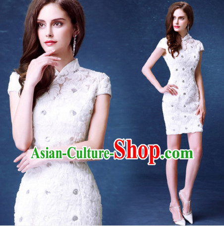 Top Tailored Romantic White Flower Short Cheongsam Chi-pao