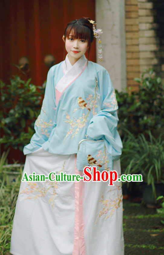 Traditional Chinese Ming Dynasty Blouse and Skirt Complete Set for Women