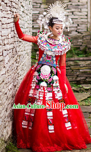 Chinese Ethnic Groups Wear Dresses Traditional Clothing for Women