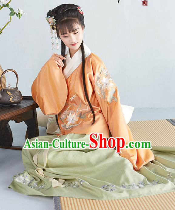 Chinese Ancient Ming Dynasty Princess Beauty Garment Costumes and Hair Jewelry Complete Set for Women