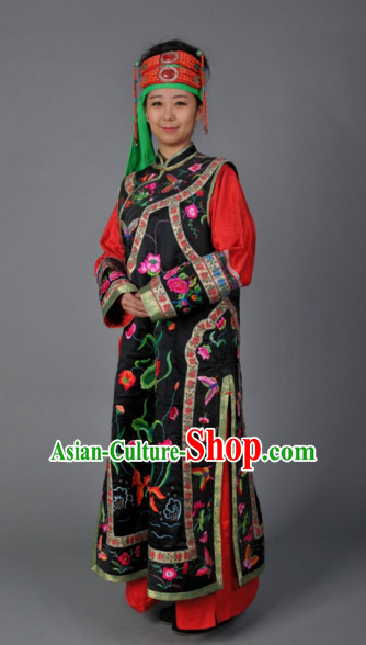 Top Traditional Mongolian Clothing Ancient Ethnic Queen Garments and Headgear Complete Set for Women