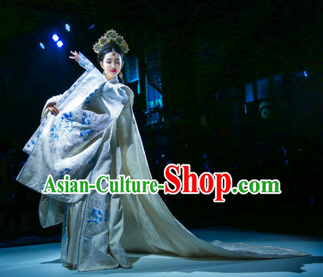 Traditional Chinese Ancient Empress Clothes Complete Set for Women with Long Trail