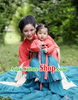 Chinese Traditional Tang Dynasty Clothing for Women