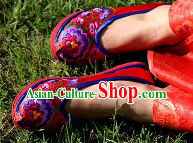 Chinese Handmade Embroidered Shoes Wedding Shoes Kung Fu Wushu Shoes Womens Shoes Opera Shoes Hanfu Shoes Dance Shoes