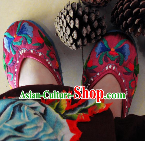 Chinese Handmade Embroidered Shoes Wedding Shoes Kung Fu Wushu Shoes Womens Shoes Opera Shoes Hanfu Shoes Dance Shoes