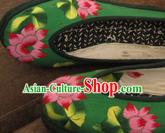 Chinese Handmade Embroidered Shoes Wedding Shoes Kung Fu Wushu Shoes Womens Shoes Opera Shoes Hanfu Shoes Dance Shoes