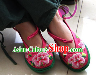 Chinese Handmade Embroidered Shoes Wedding Shoes Kung Fu Wushu Shoes Womens Shoes Opera Shoes Hanfu Shoes Dance Shoes