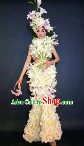 Parade Quality Peacock Feather Dance Costumes Popular Ostrich Feathers Fancy Costume Angel Wings Costume Complete Set