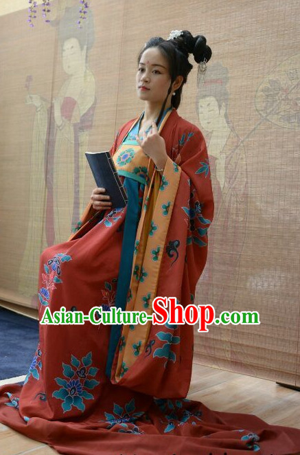 Traditional Chinese Ancient Tang Dynasty Clothing Imperial Wedding Dresses Beijing Classical Chinese Bridal Clothing for Women