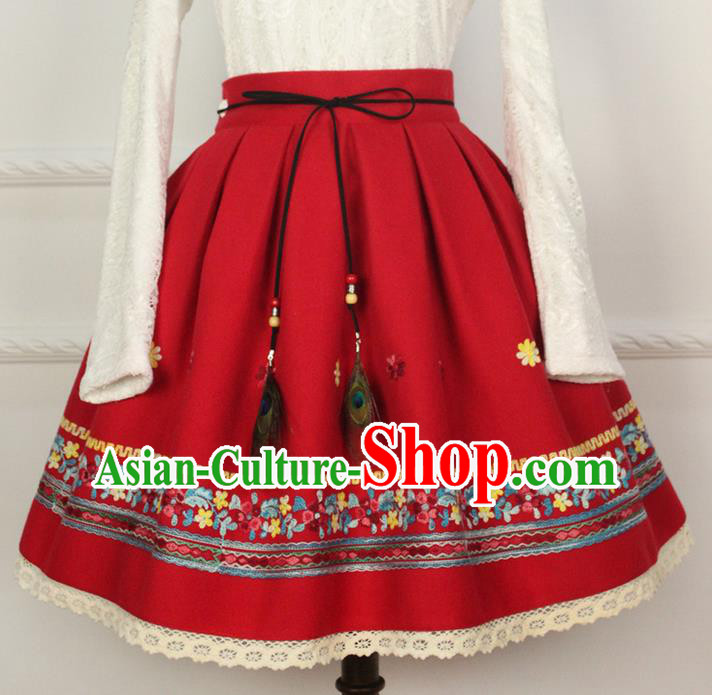 Traditional Classic Women Clothing, Traditional Chinese Classic Hanfu Woolen Embroidered Skirt for Women