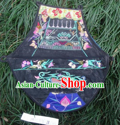 Traditional Chinese Miao Nationality Dancing Costume Apron, Hmong Female Folk Dance Ethnic Pinafore, Chinese Minority Nationality Handmade Embroidery Waist Pack for Women