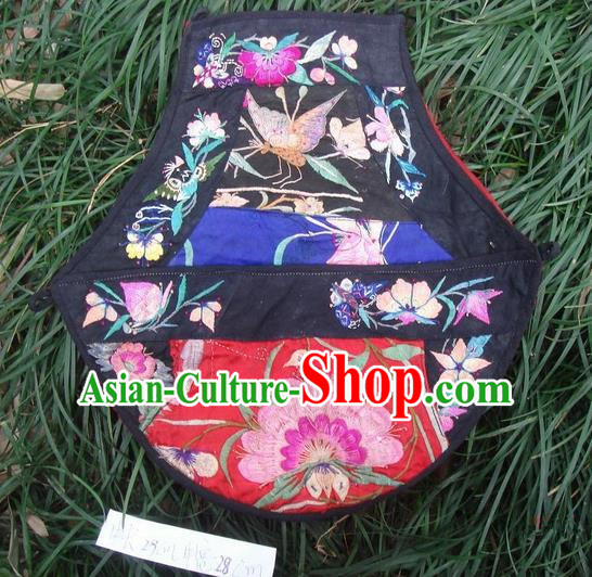 Traditional Chinese Miao Nationality Dancing Costume Apron, Hmong Female Folk Dance Ethnic Chest Wrap, Chinese Minority Nationality Handmade Embroidery Waist Pack for Women