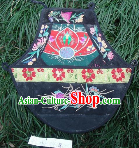 Traditional Chinese Miao Nationality Dancing Costume Apron, Hmong Female Folk Dance Ethnic Pinafore, Chinese Minority Nationality Handmade Embroidery Waist Pack for Women