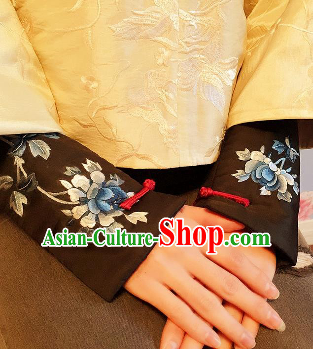 Traditional Classic Women Clothing, Traditional Classic Chinese Silk Cotton Embroidery Cuff Embroidery Sleevelet