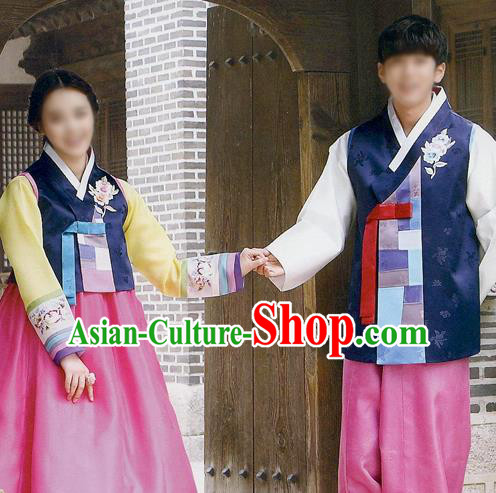 Traditional Korean Costumes Bridegroom and Bride Formal Attire Ceremonial Clothes, Korea Court Embroidered Wedding Clothing for Men for Women