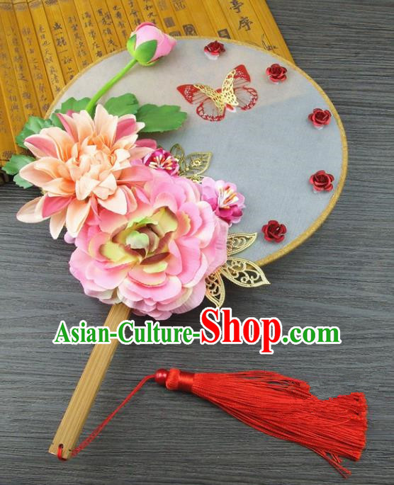 Traditional Handmade Chinese Ancient Wedding Pink Flowers Butterfly Round Fans, Hanfu Palace Lady Bride Xiuhe Suit Mandarin Fans for Women