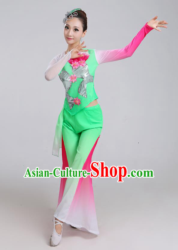 Traditional Chinese Yangge Dance Embroidered Green Costume, Folk Fan Dance Uniform Classical Umbrella Dance Clothing for Women