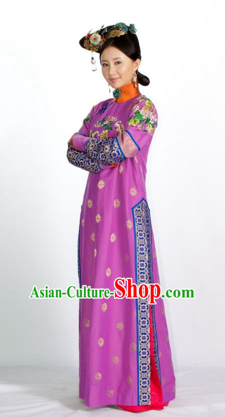 Asian Chinese Qing Dynasty Manchu Imperial Concubine Embroidered Costume and Handmade Headpiece Complete Set