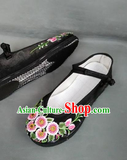 Asian Chinese National Embroidered Shoes, Traditional China Handmade Shoes Hanfu Embroidery Daisy Black Shoes for Women