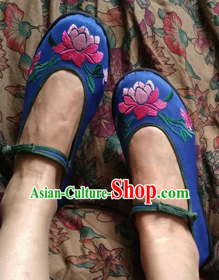 Traditional Chinese National Embroidered Shoes Blue Cloth Shoes, China Handmade Shoes Hanfu Embroidery Lotus Flowers Shoes for Women