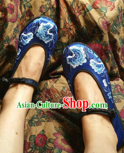 Traditional Chinese National Embroidered Shoes Handmade Blue Satin Shoes, China Hanfu Embroidery Flowers Shoes for Women