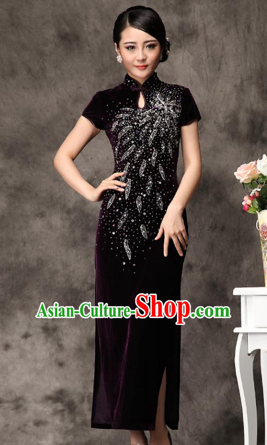 Traditional Chinese National Costume Elegant Hanfu Purple Velvet Beading Cheongsam, China Tang Suit Plated Buttons Chirpaur Dress for Women