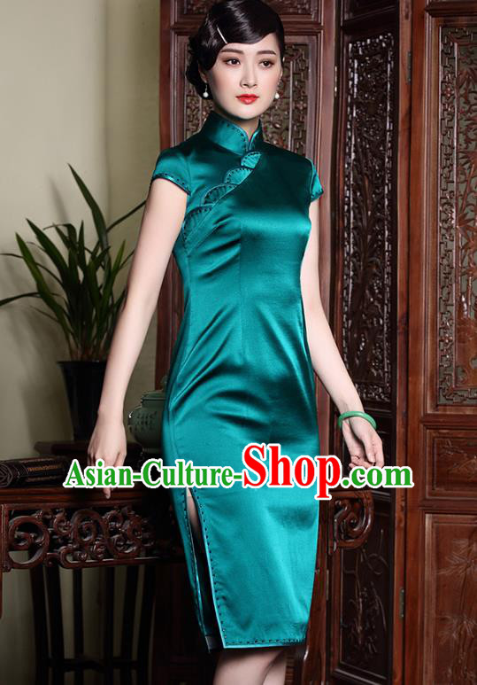 Asian Republic of China Top Grade Plated Buttons Green Silk Cheongsam, Traditional Chinese Tang Suit Qipao Dress for Women