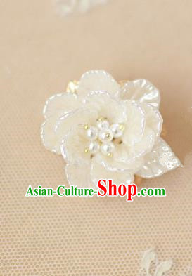 Traditional Korean Accessories White Shell Flower Brooch for Women