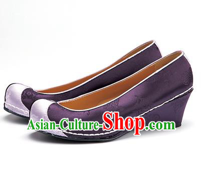 Traditional Korean National Wedding Embroidered Shoes, Asian Korean Hanbok Bride Embroidery Purple Satin Shoes for Women