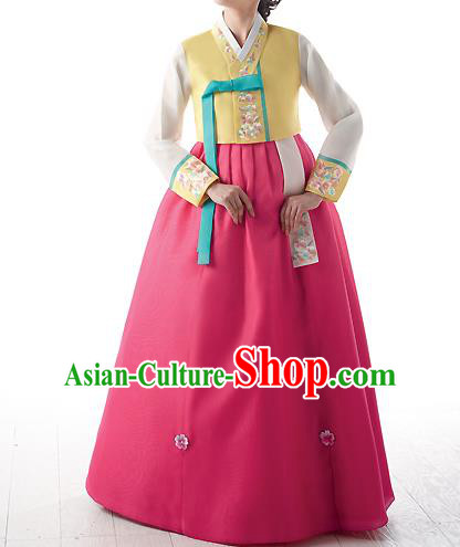 Asian Korean National Handmade Formal Occasions Wedding Bride Clothing Embroidered Yellow Blouse and Pink Dress Palace Hanbok Costume for Women