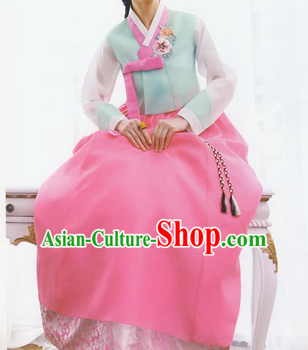 Korean National Handmade Formal Occasions Wedding Bride Clothing Embroidered Green Blouse and Pink Dress Palace Hanbok Costume for Women
