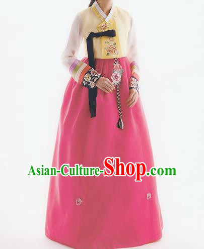 Korean National Handmade Formal Occasions Wedding Bride Clothing Embroidered Yellow Blouse and Pink Dress Palace Hanbok Costume for Women