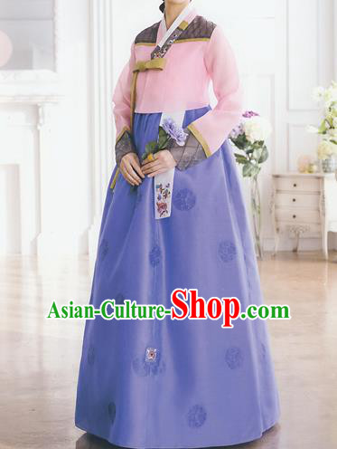 Korean National Handmade Formal Occasions Wedding Bride Clothing Embroidered Pink Blouse and Blue Dress Palace Hanbok Costume for Women