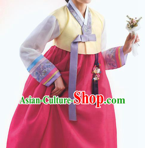 Top Grade Korean National Handmade Wedding Palace Bride Hanbok Costume Embroidered Yellow Blouse and Pink Dress for Women