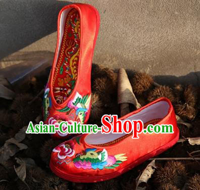 Asian Chinese Traditional Wedding Shoes Red Embroidered Shoes, China Peking Opera Hand Embroidery Mandarin Duck Shoe Hanfu Shoes for Women