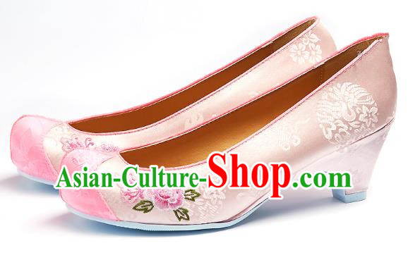 Traditional Korean National Embroidered Shoes, Asian Korean Hanbok Pink Wedding Shoes for Women