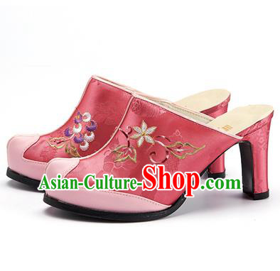 Traditional Korean National Wedding Pink Embroidered Shoes, Asian Korean Hanbok Bride High-heeled Shoes for Women