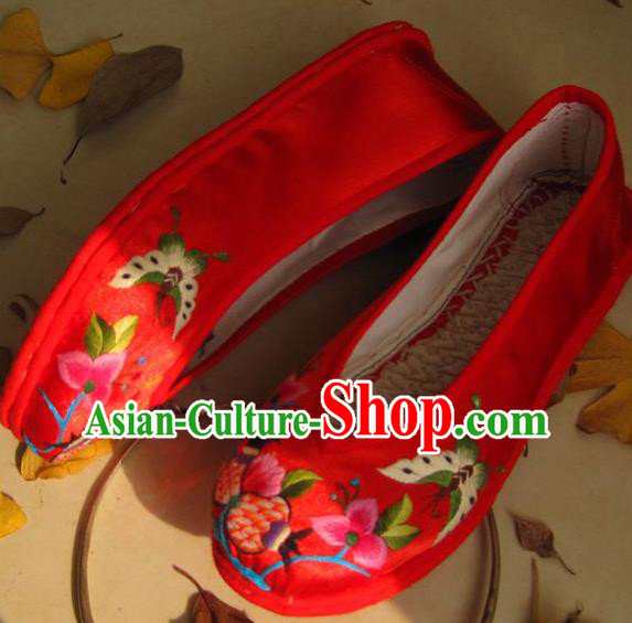 Traditional Chinese Ancient Princess Shoes Red Cloth Embroidered Shoes, China Handmade Embroidery Butterfly Flowers Hanfu Shoes for Women