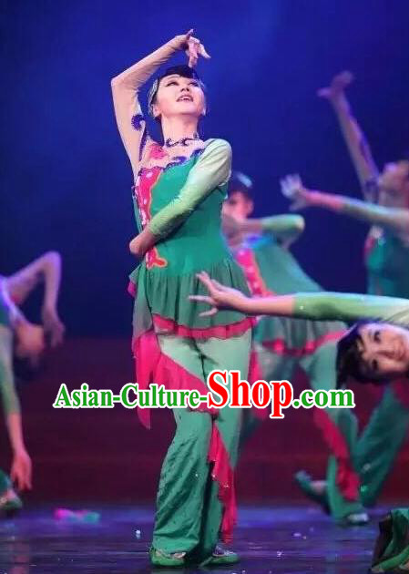 Traditional Chinese Yangge Fan Dancing Costume Modern Dance Dress Clothing and Headwear