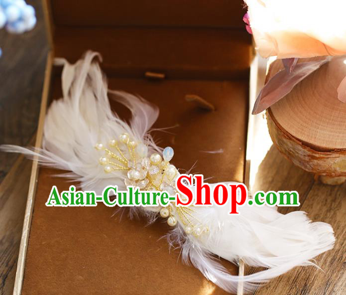 Chinese Traditional Bride Hair Accessories Baroque Princess Wedding White Feather Pearls Hair Stick for Women