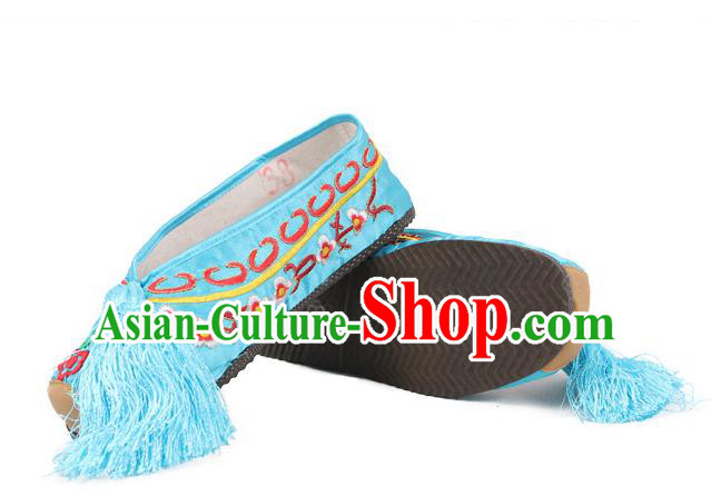 Asian Chinese Beijing Opera Actress Blue Embroidered Shoes, Traditional China Peking Opera Diva Hanfu Shoes