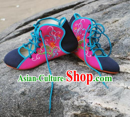 Traditional Chinese National Bride Embroidered Rosy Canvas Shoes, China Handmade Embroidery Flowers Plimsolls for Women