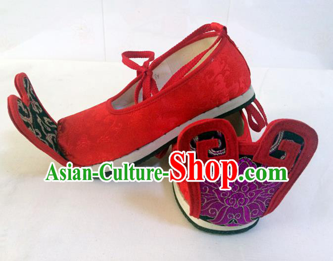 Traditional Chinese Ancient Han Dynasty Bridegroom Red Embroidered Shoes, China Handmade Hanfu Wedding Embroidery Shoes for Men